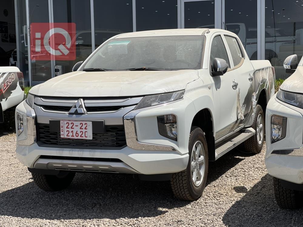 میتسوبیشی L200